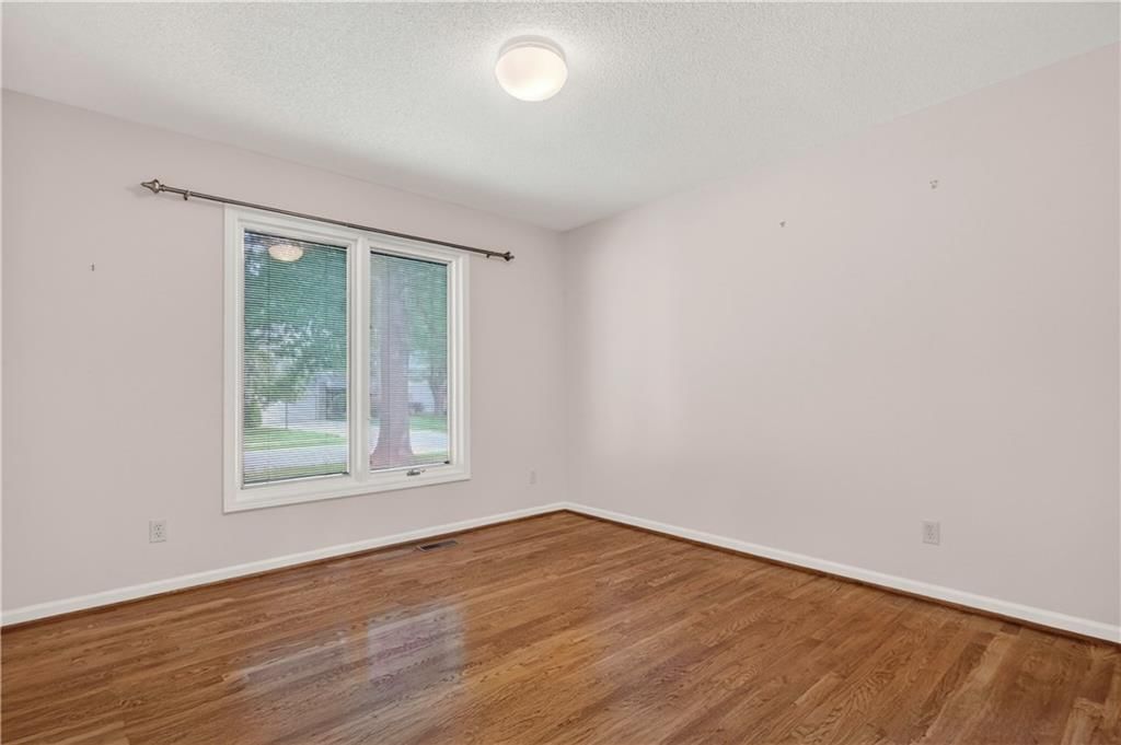 12216 Juniper Street — photo 32