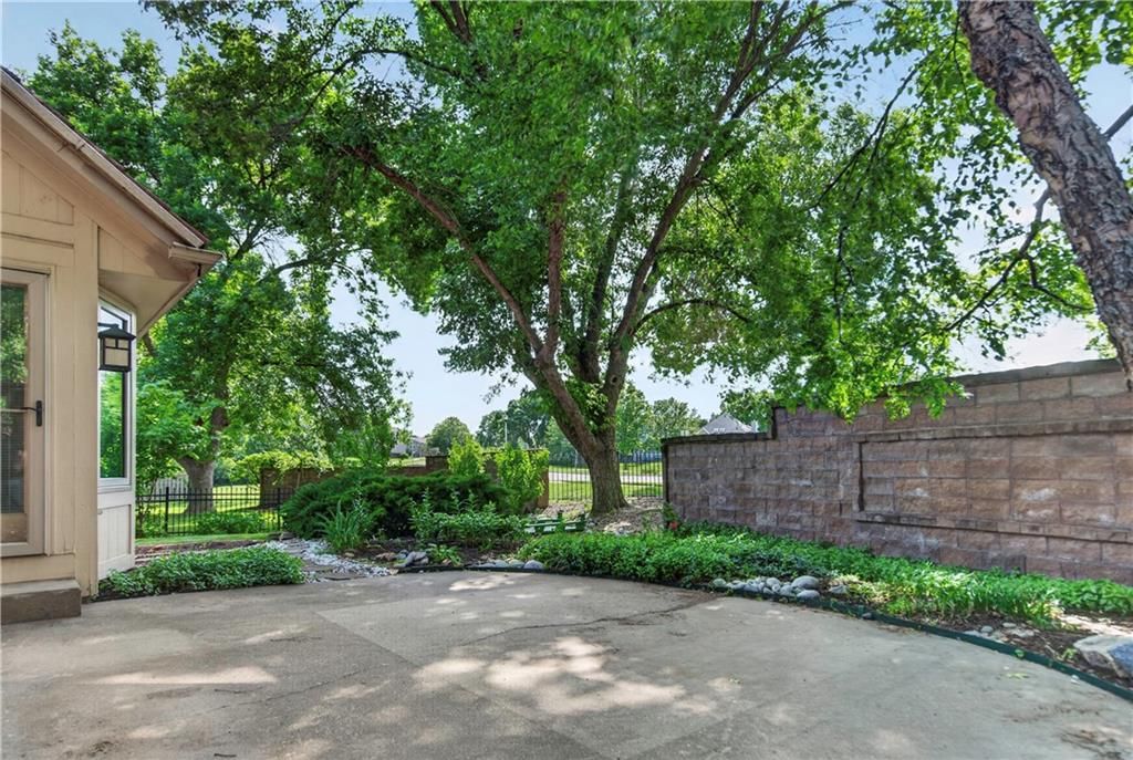 12216 Juniper Street — photo 48