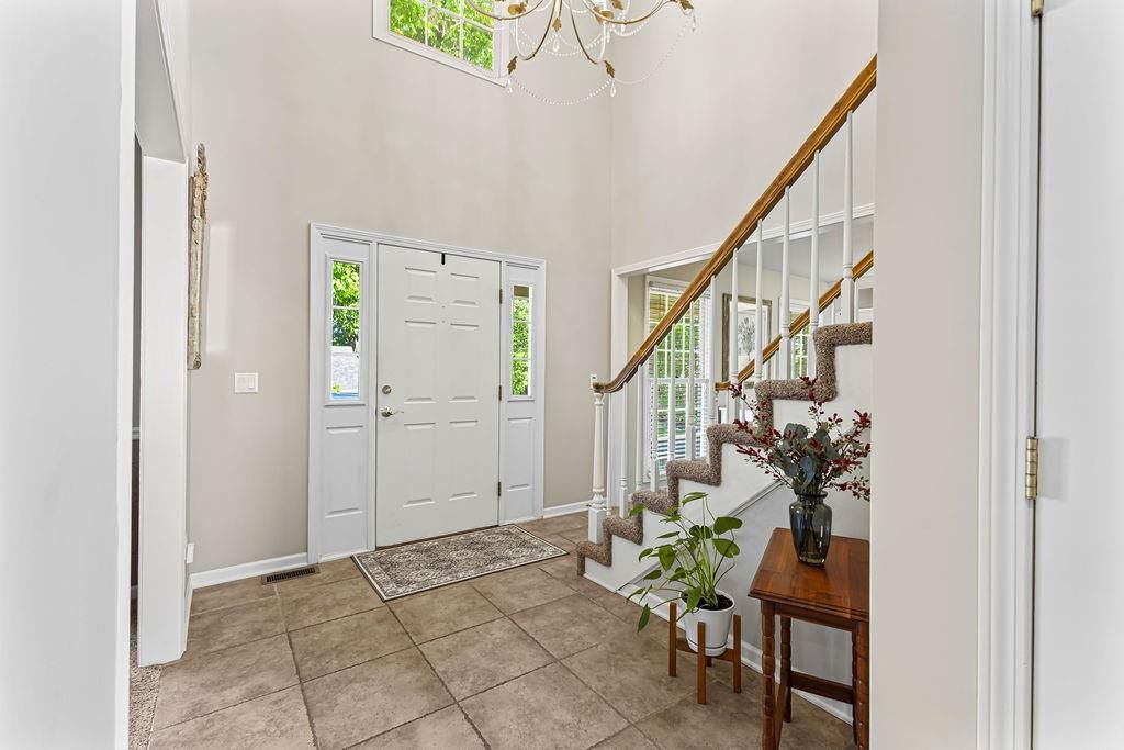 513 Pinewood Drive — photo 8