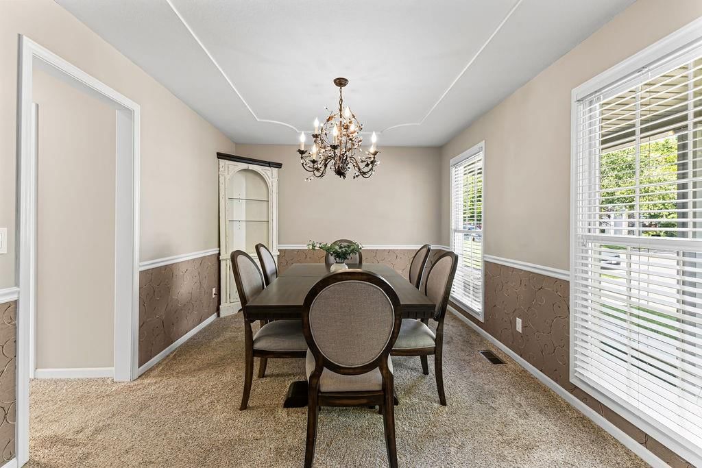 513 Pinewood Drive — photo 9