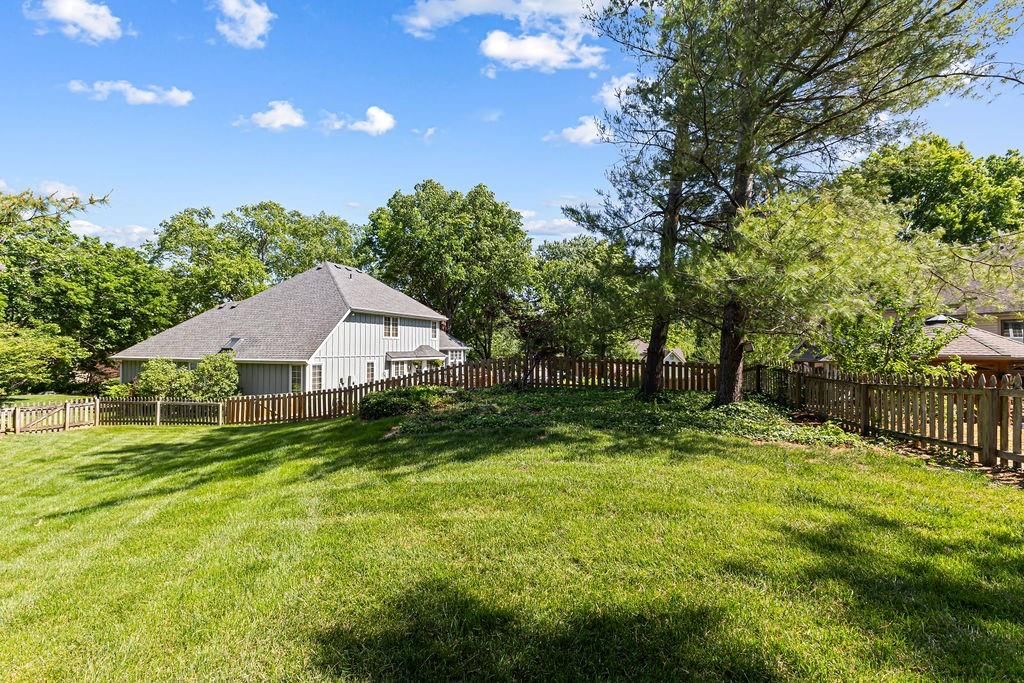 513 Pinewood Drive — photo 67