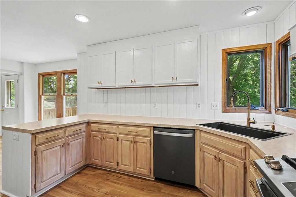 7106 N Holly Court — photo 11