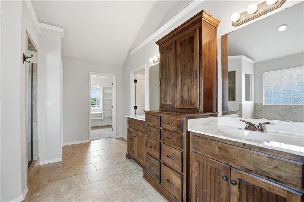1305 NE 107th Street — photo 32