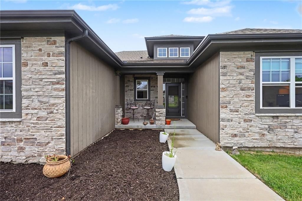 19601 W 210th Street — photo 3
