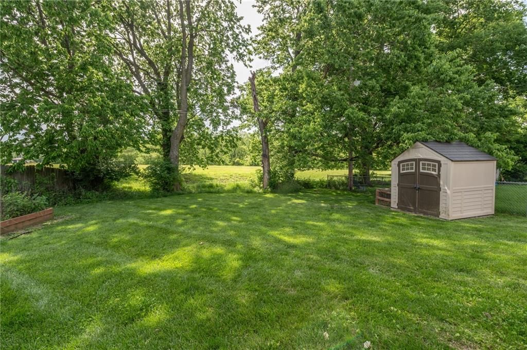 6814 N Liberty Street — photo 10