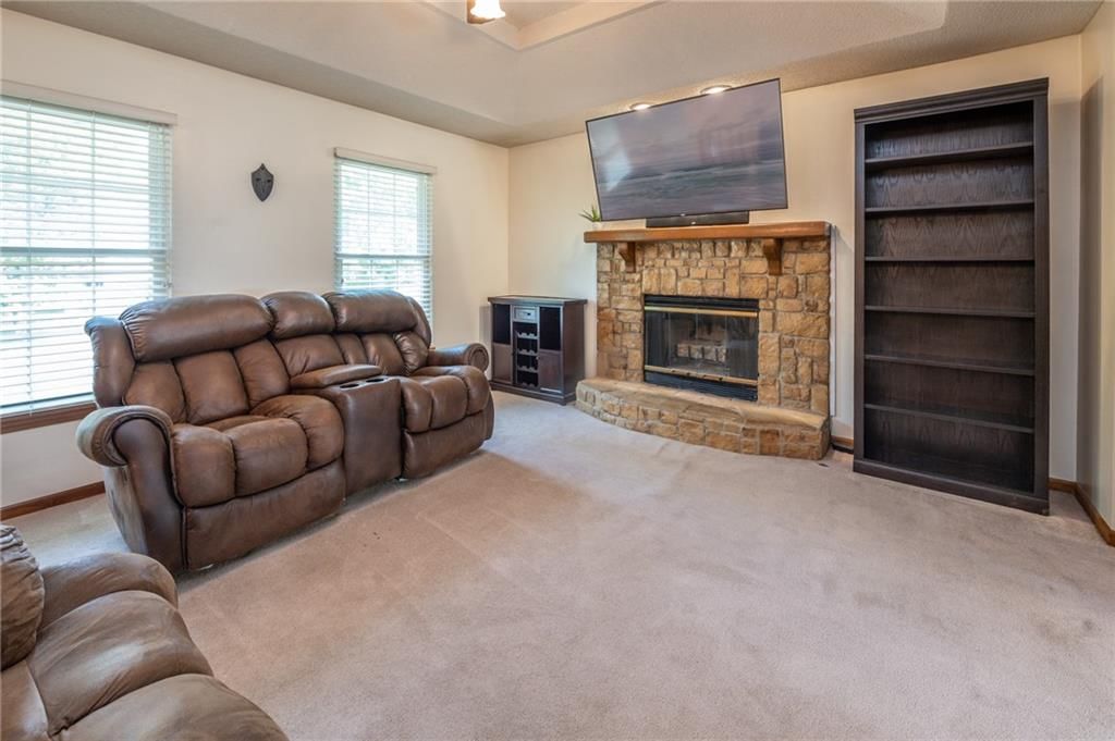 6814 N Liberty Street — photo 13