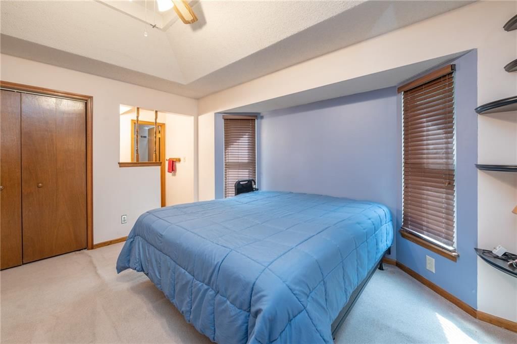 6814 N Liberty Street — photo 18
