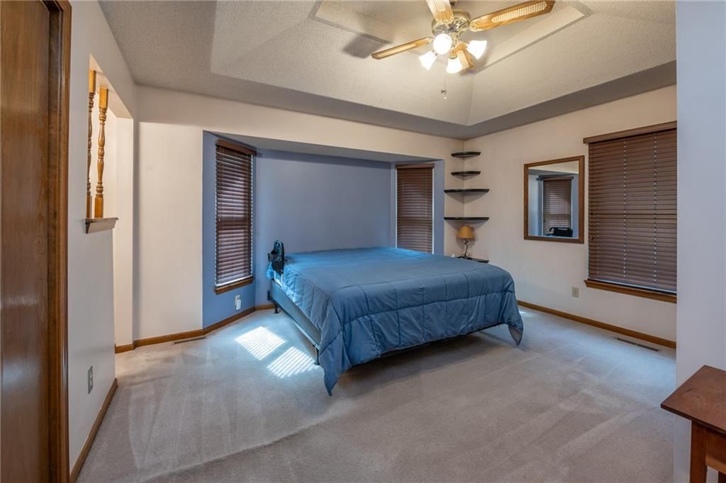 6814 N Liberty Street — photo 19