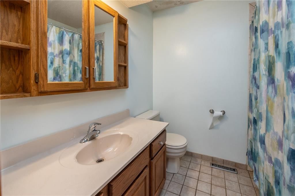 6814 N Liberty Street — photo 23