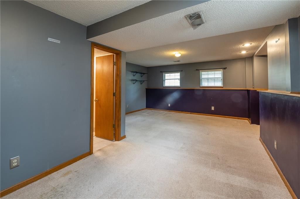 6814 N Liberty Street — photo 25