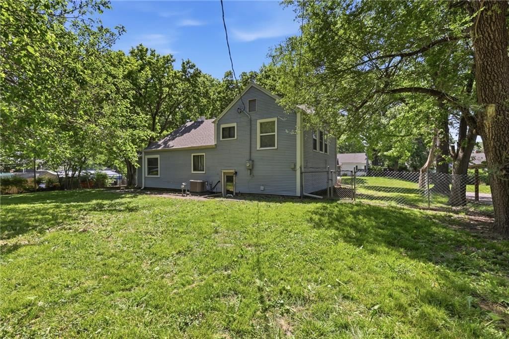 606 NE 44th Street — photo 19
