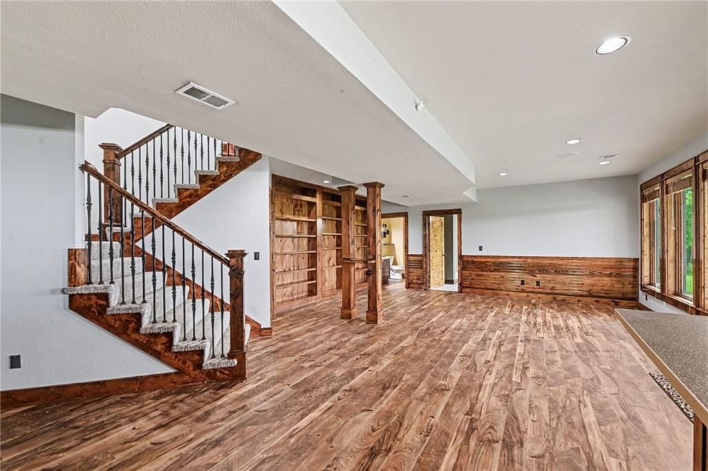 18890 W 252 nd Street — photo 16