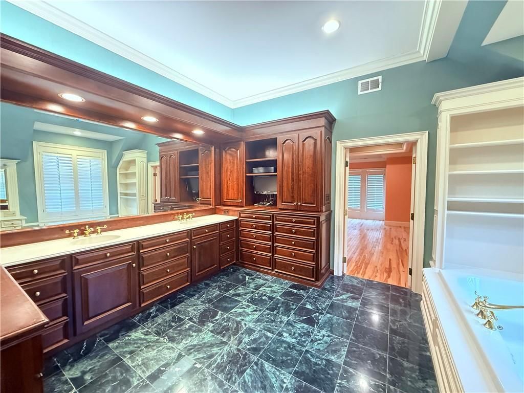 11724 Canterbury Street — photo 33