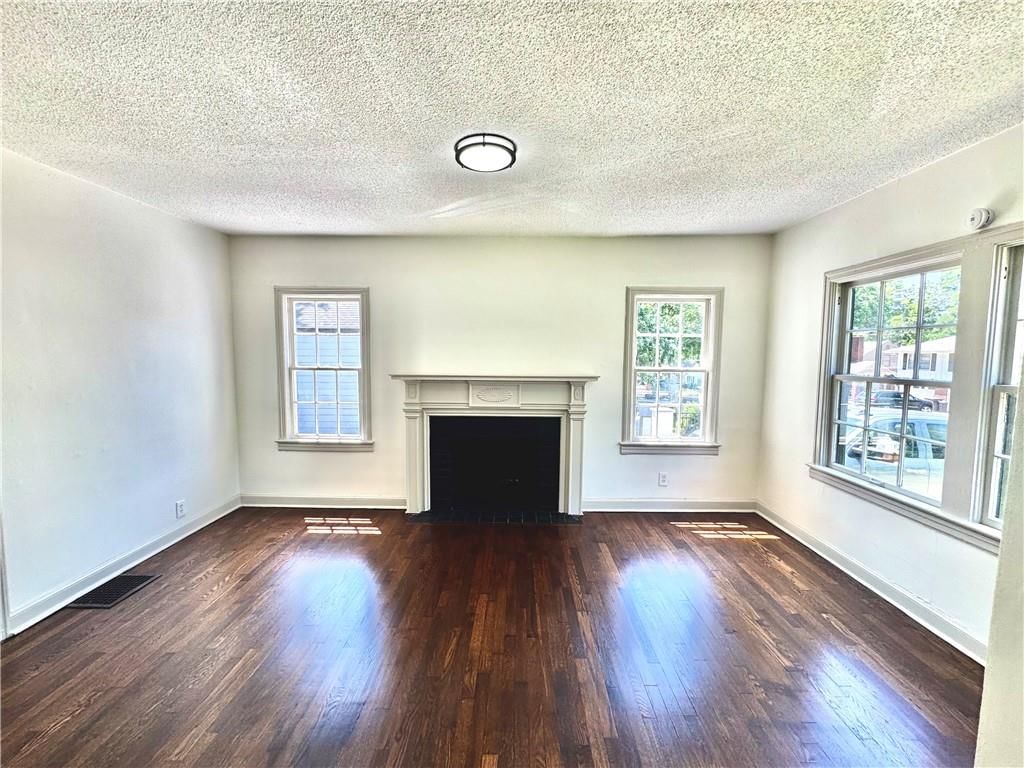 1905 S Maywood Avenue — photo 3