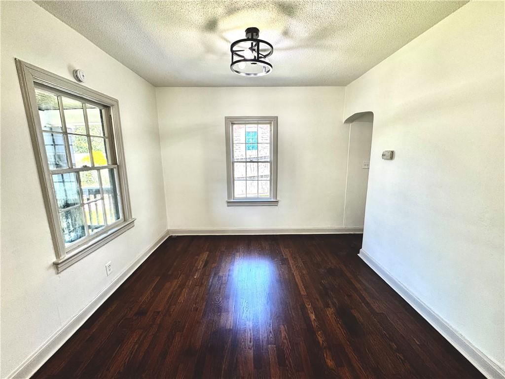1905 S Maywood Avenue — photo 9