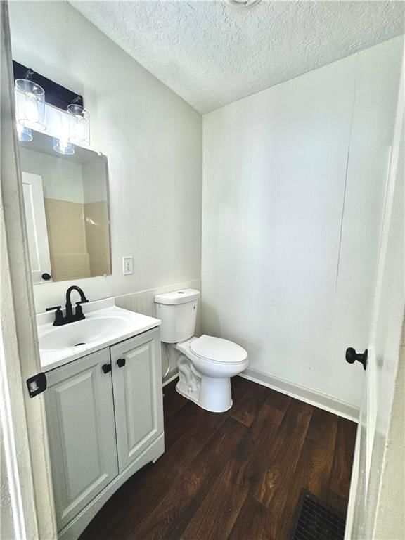 1905 S Maywood Avenue — photo 13