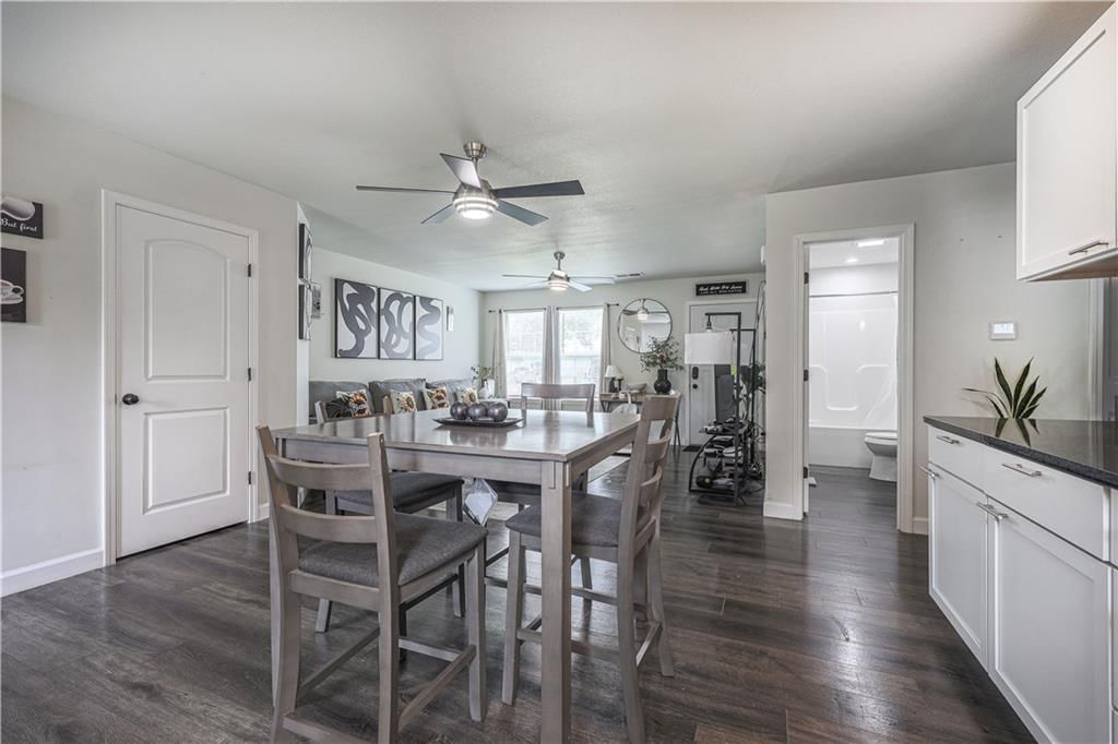 609 N Hickory Street — photo 7