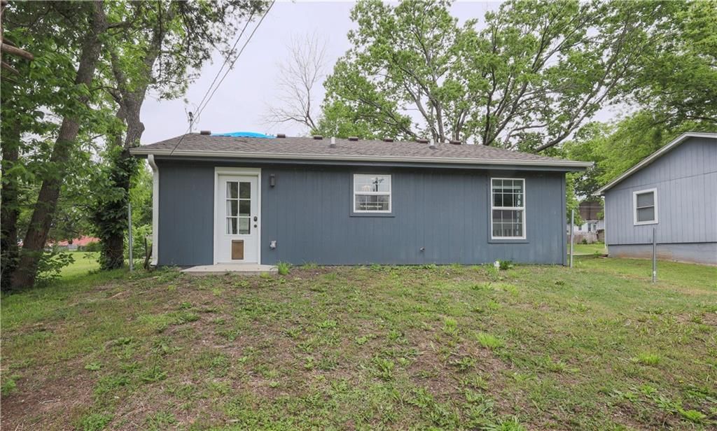 609 N Hickory Street — photo 13