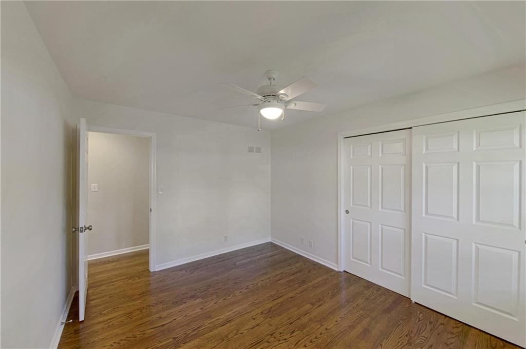 4411 W 97 Street — photo 10