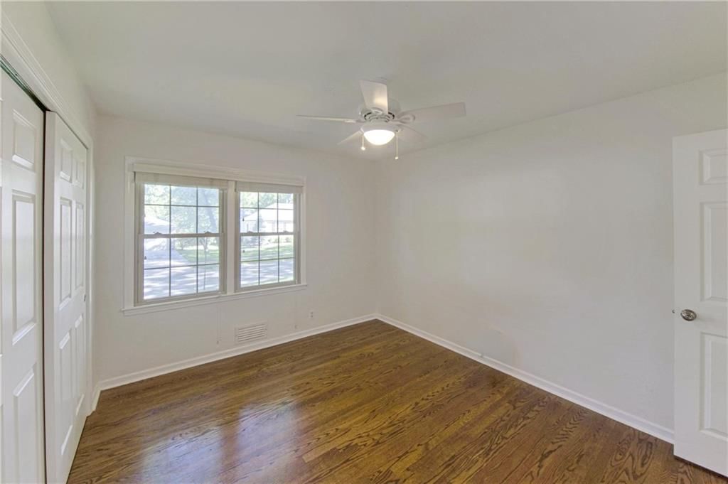 4411 W 97 Street — photo 12