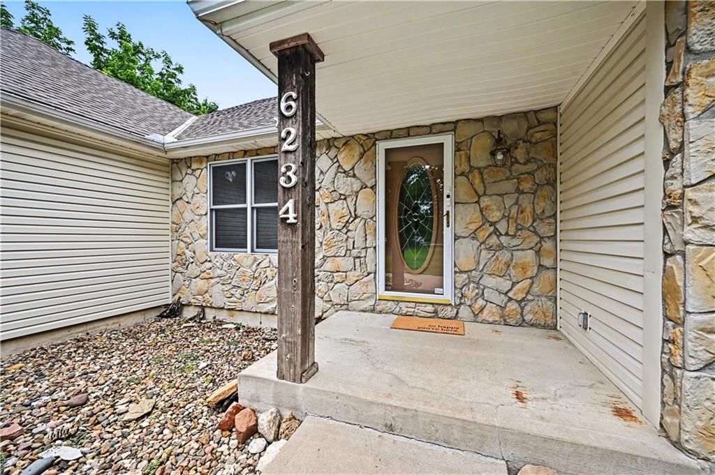 6234 Ogg Road — photo 9
