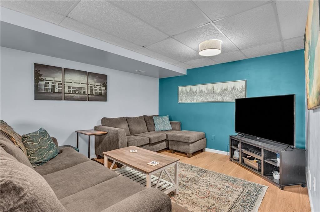 936 Alma Drive — photo 28