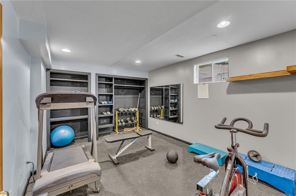 936 Alma Drive — photo 31