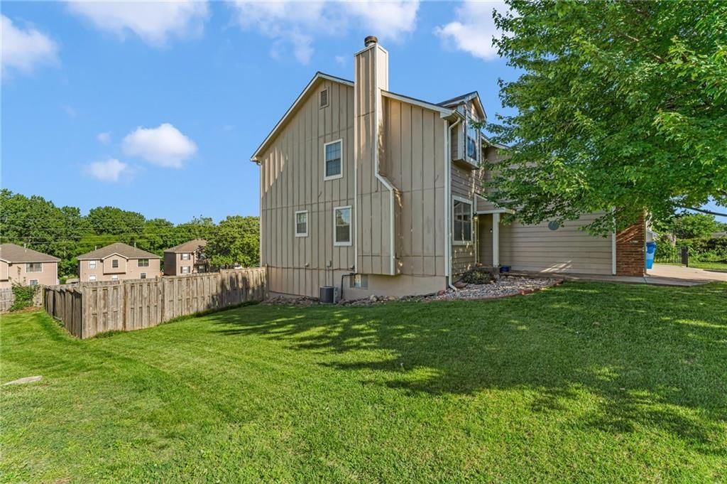 936 Alma Drive — photo 32