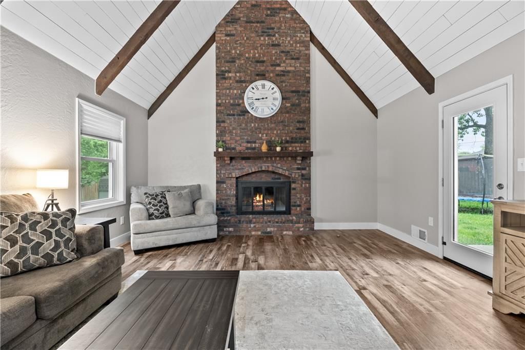 410 SE RICHARDSON Place — photo 17