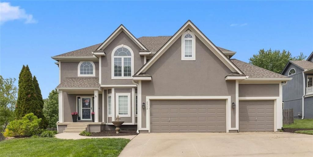 2312 SW Westminster Drive — photo 1