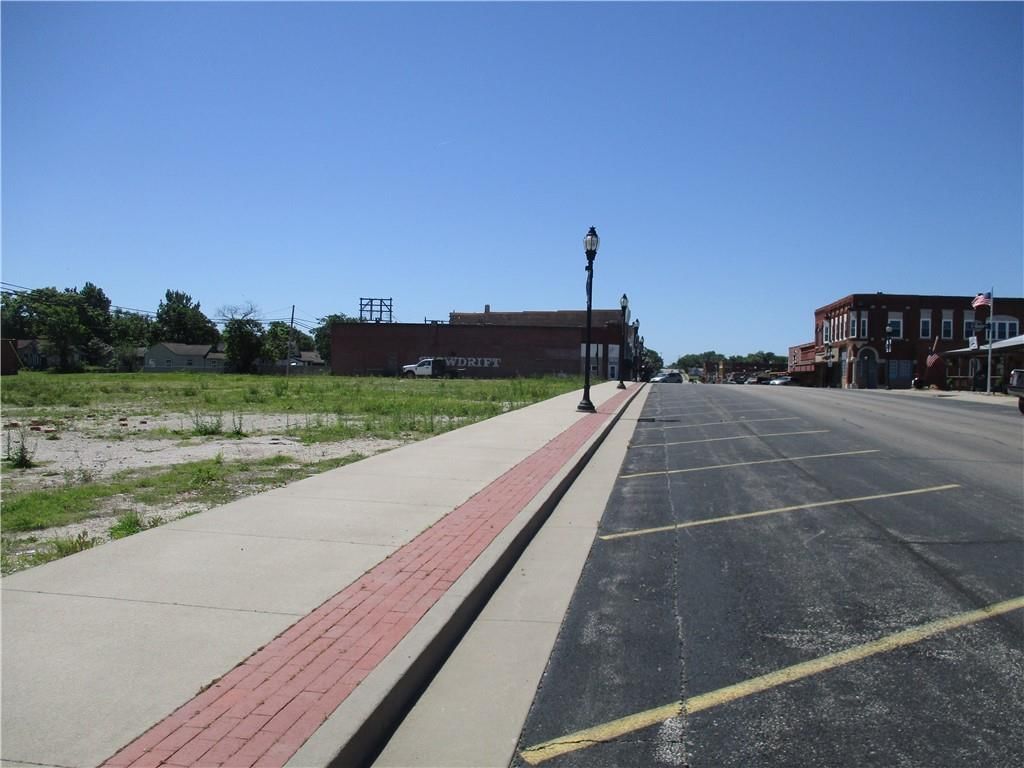317 S Main Street — photo 2