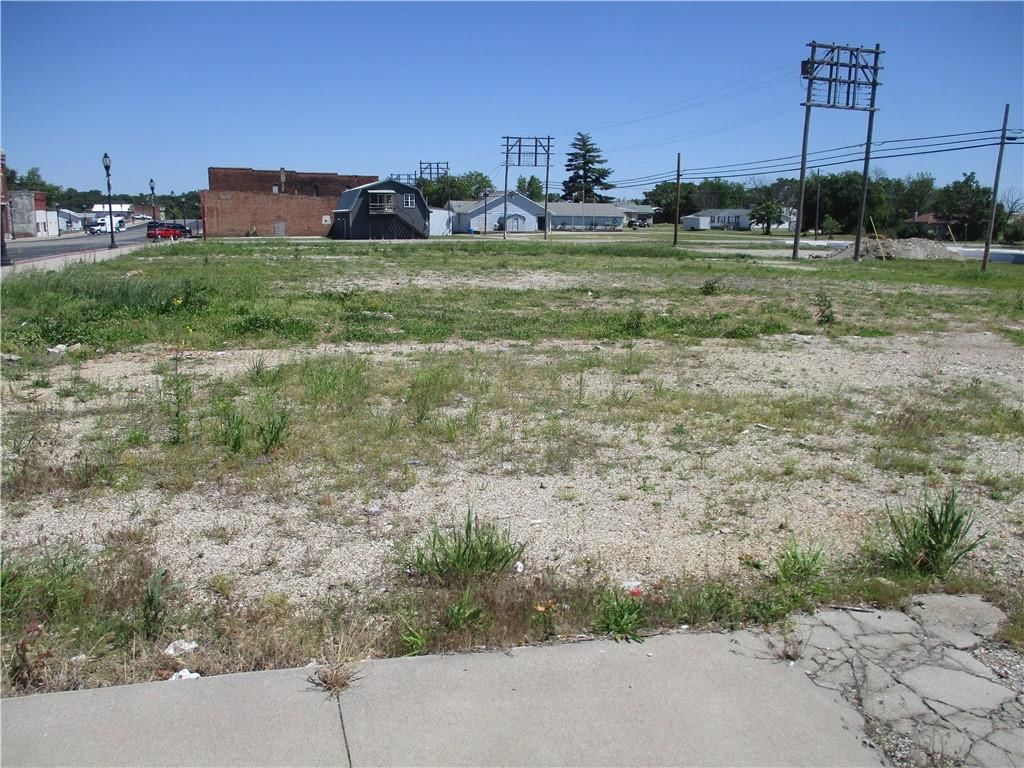 317 S Main Street — photo 5
