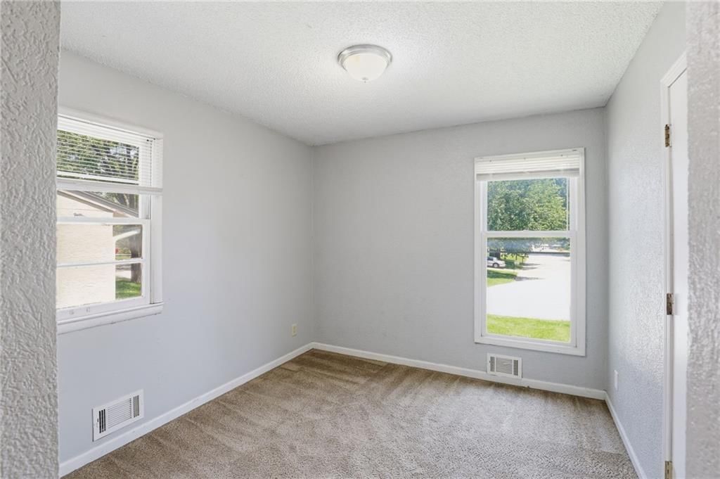 4300 S Liberty Street — photo 26
