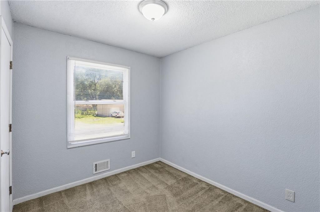 4300 S Liberty Street — photo 27