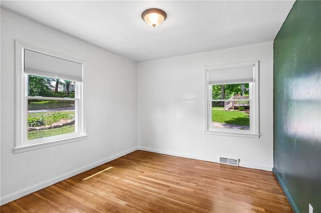 748 Hillside Avenue — photo 11