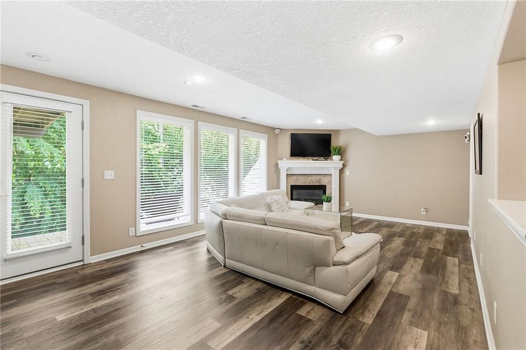 3604 S Bolger Court — photo 25