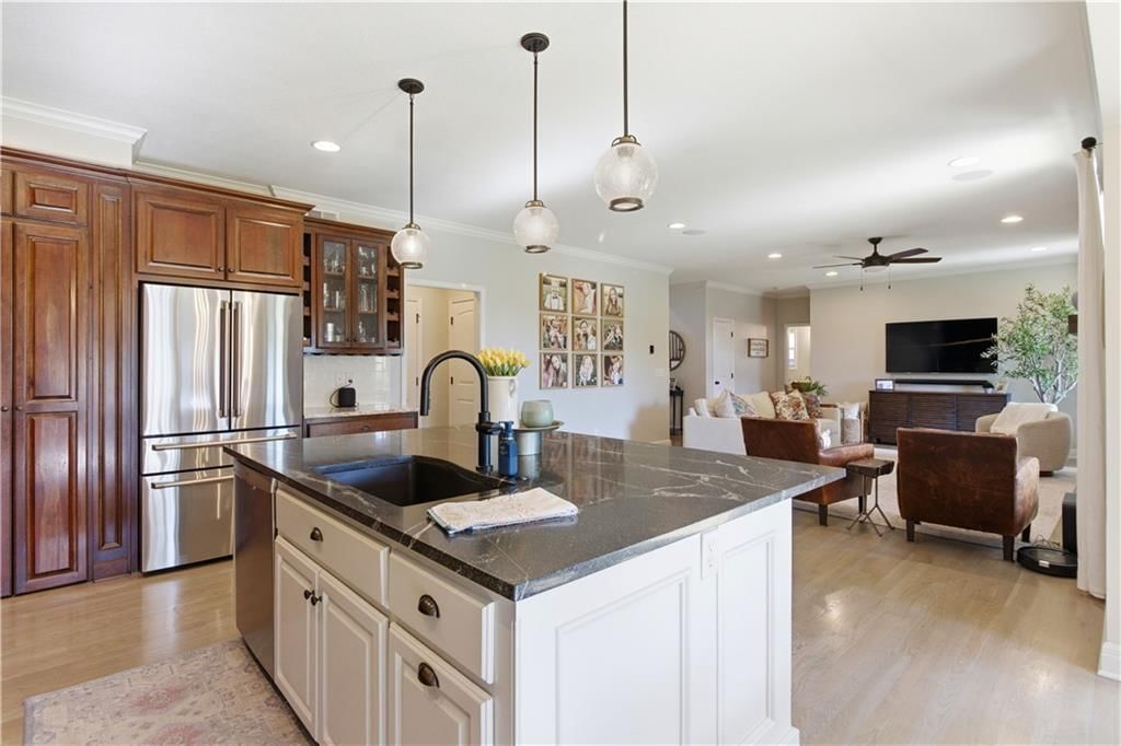 10853 S Theden Street — photo 18