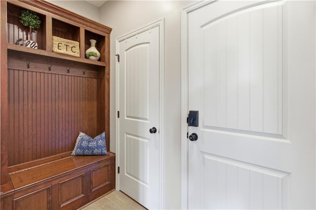 10853 S Theden Street — photo 22