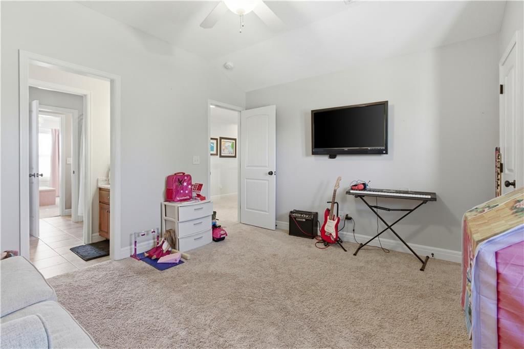 10853 S Theden Street — photo 27