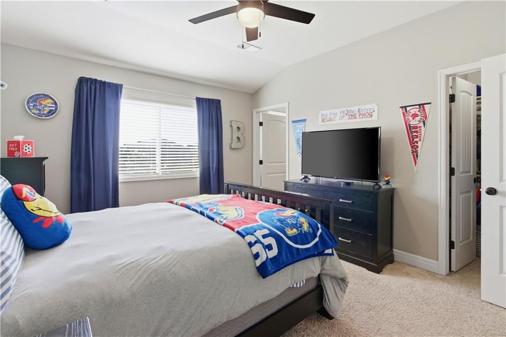 10853 S Theden Street — photo 33