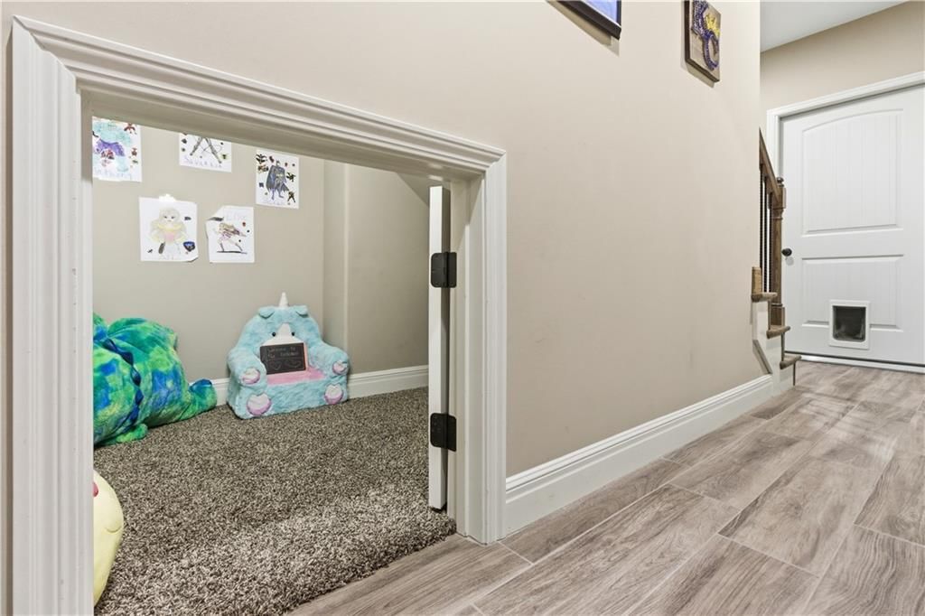 10853 S Theden Street — photo 47