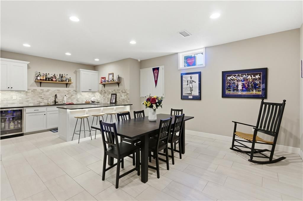 10853 S Theden Street — photo 54