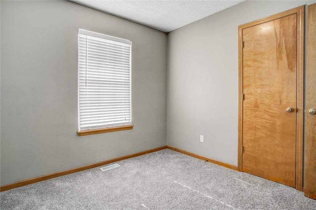 102 20 Avenue S — photo 14