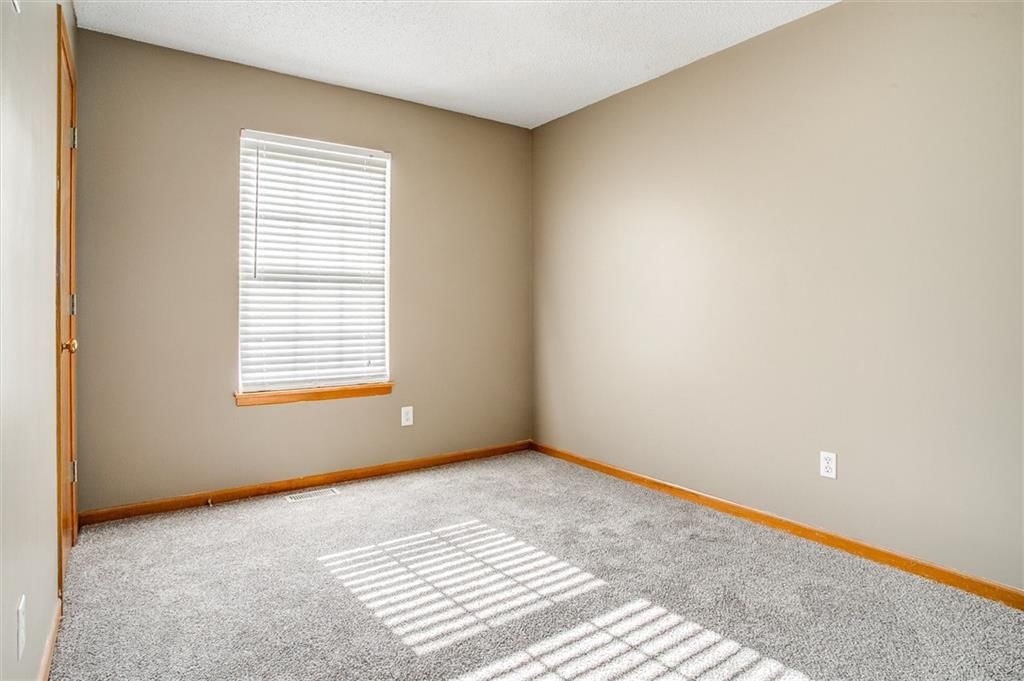 102 20 Avenue S — photo 15