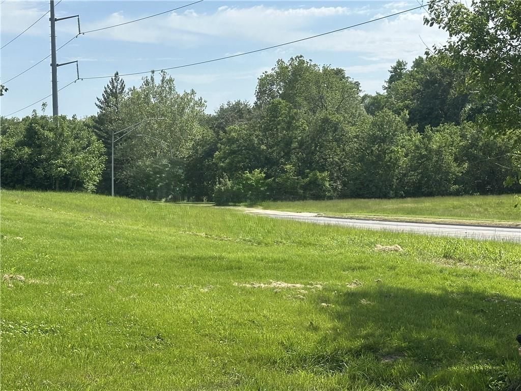 15607 E Independence Avenue — photo 3
