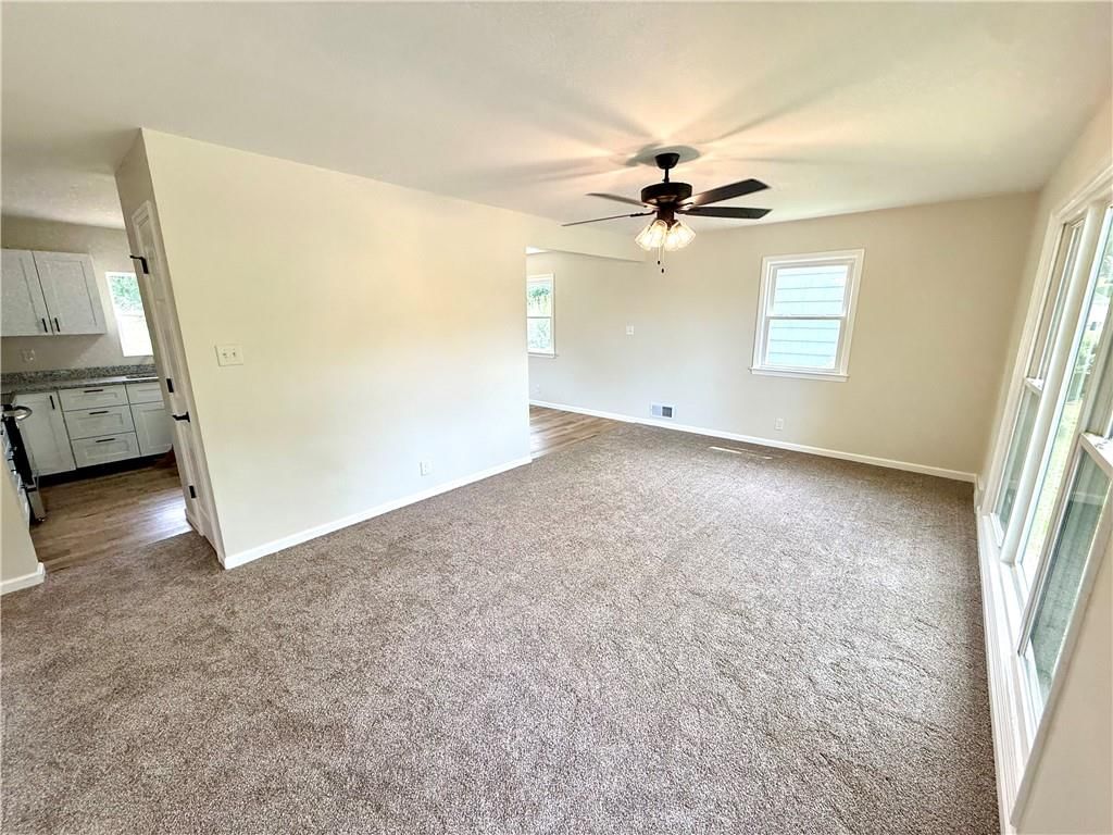 2521 Essex Street — photo 5