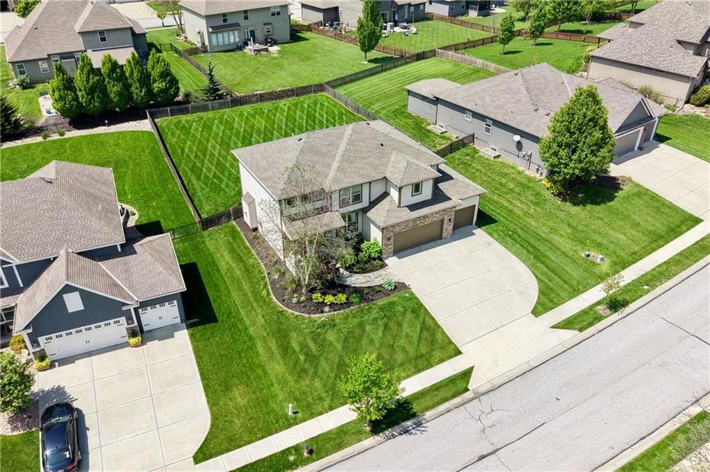 9830 N Kentucky Avenue — photo 47