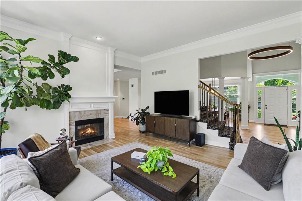 14131 Cody Street — photo 6