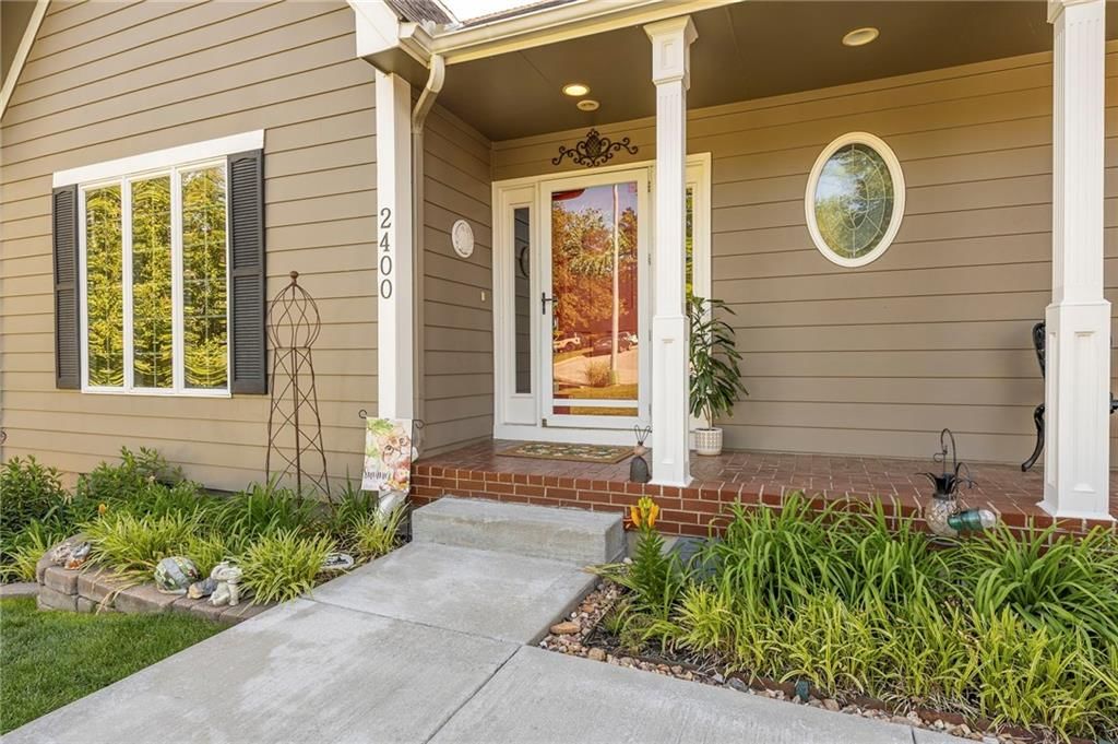 2400 SW Clear Creek Court — photo 5