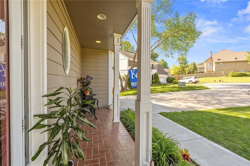 2400 SW Clear Creek Court — photo 6